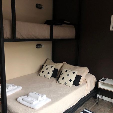 Limay Bed&Breakfast Neuquén Rum bild